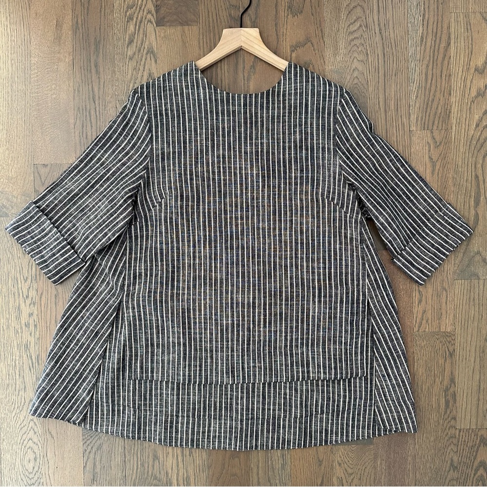 7115 by Szeki New York Striped Round Neck Linen Swing Top Grey and Beige Medium
